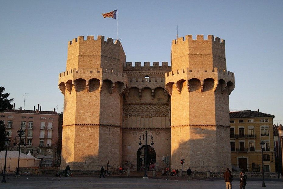 Torres de Serrans, Valéncia ciutat